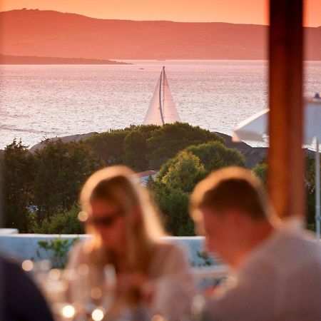 Hotel Grand Relais Dei Nuraghi Baja Sardinia Bagian luar foto