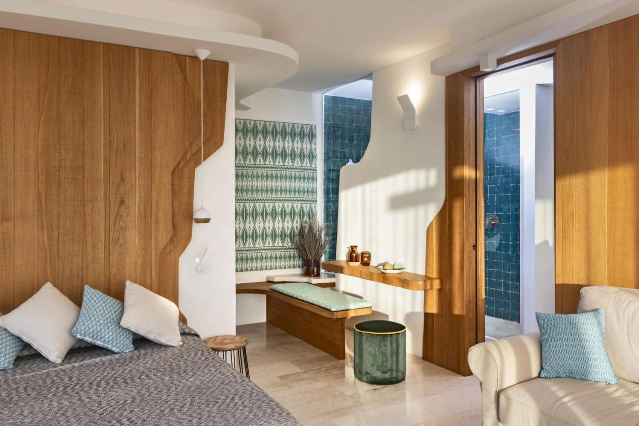 Hotel Grand Relais Dei Nuraghi Baja Sardinia Bagian luar foto