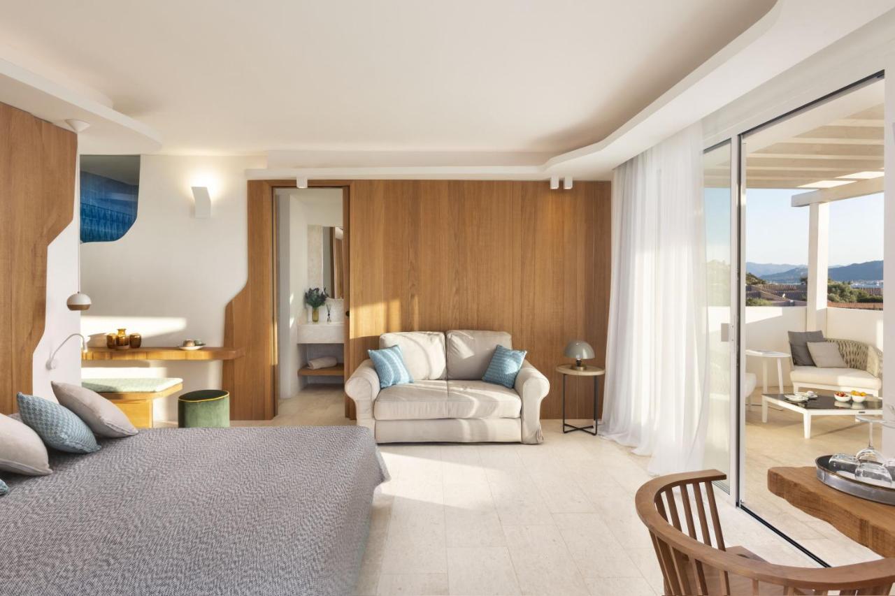 Hotel Grand Relais Dei Nuraghi Baja Sardinia Bagian luar foto