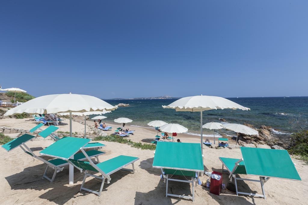 Hotel Grand Relais Dei Nuraghi Baja Sardinia Bagian luar foto