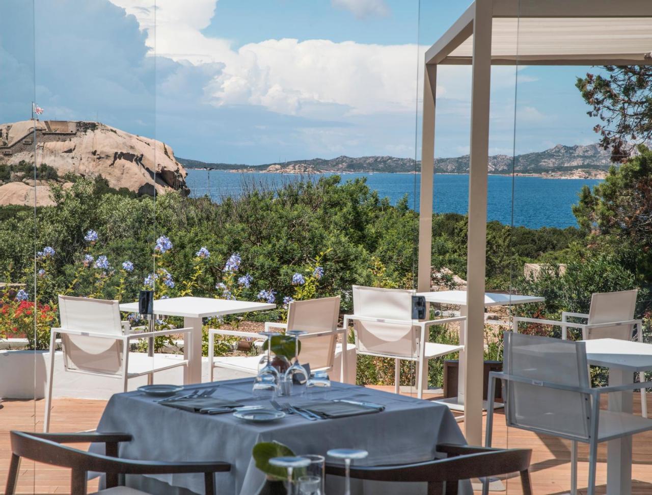 Hotel Grand Relais Dei Nuraghi Baja Sardinia Bagian luar foto